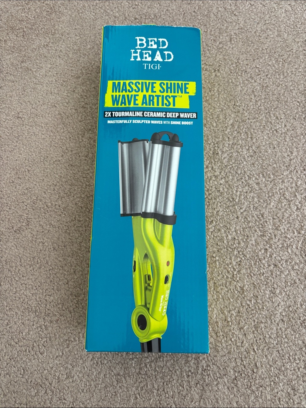 NWT! Bed Head Massive Shine Wave Artist Hair Stying Tool.